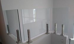 Produto Guarda corpo pinça