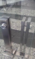 Produto Torre inox para guarda corpo