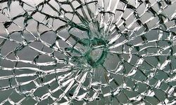 Produto Vidro temperado quebrado