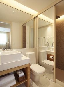 box banheiro espelhado