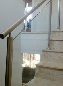 corrimão de escada cromado