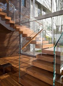 corrimão para escada de madeira