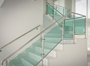 corrimãos ou corrimões