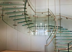 escada de vidro