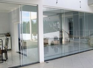 fechamento com vidro