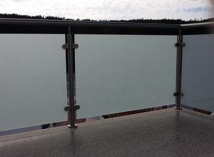 grades inox com vidro