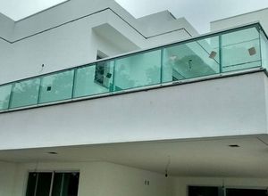 guarda corpo com corrimão