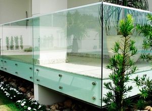 guarda corpo com vidro temperado