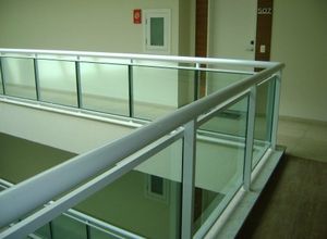 guarda corpo de alumínio rj