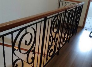 guarda corpo de ferro e madeira