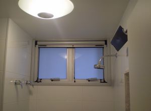 janela para banheiro