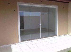 loja de porta de vidro