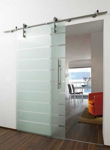 porta de vidro área serviço