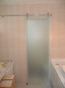 porta de vidro área serviço