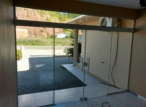 porta de vidro blindex