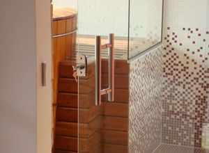 porta de vidro para sauna