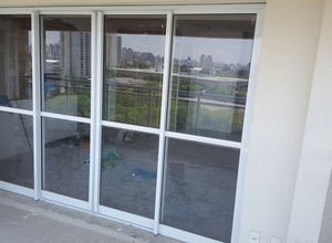 porta de vidro para varanda