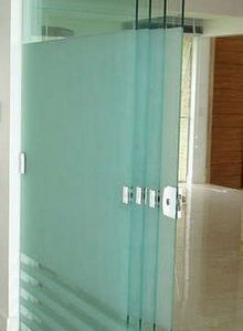 porta de vidro retrátil