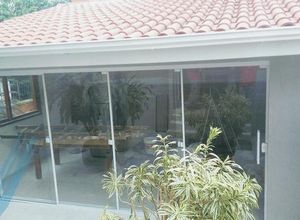 porta de vidro temperado para varanda