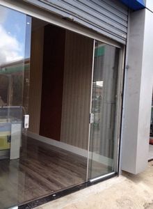 preço da porta de vidro